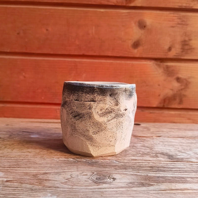 Jacky - subtiel gesneden kurinukipot